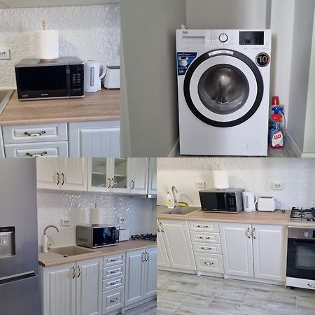 Luxurious Apartment With 3 Rooms And 2 Bathrooms In Corabia Εξωτερικό φωτογραφία