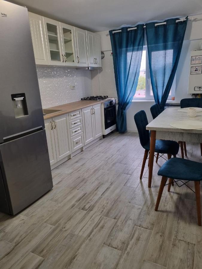 Luxurious Apartment With 3 Rooms And 2 Bathrooms In Corabia Εξωτερικό φωτογραφία