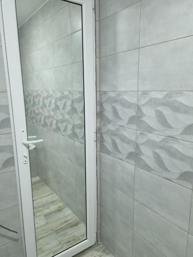Luxurious Apartment With 3 Rooms And 2 Bathrooms In Corabia Εξωτερικό φωτογραφία