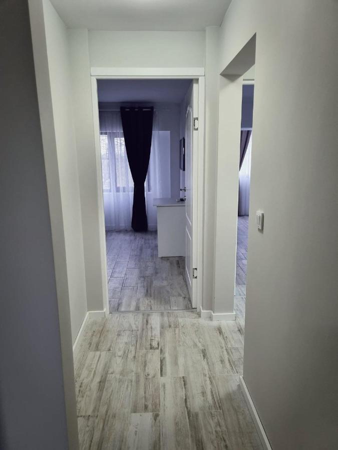 Luxurious Apartment With 3 Rooms And 2 Bathrooms In Corabia Εξωτερικό φωτογραφία